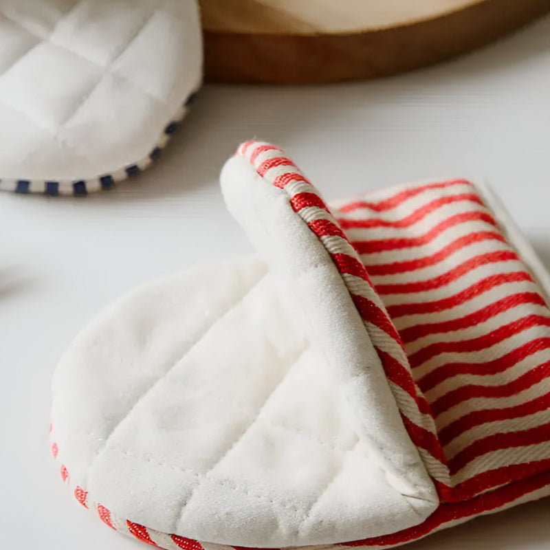 Striped Heat-Resistant Kitchen Mitts