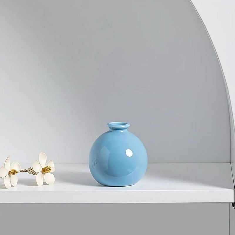 Puffy Pout Vase