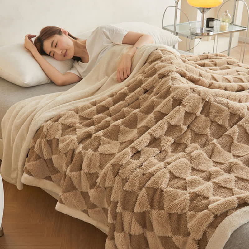 Soft Diamond Pattern Comfort Blanket