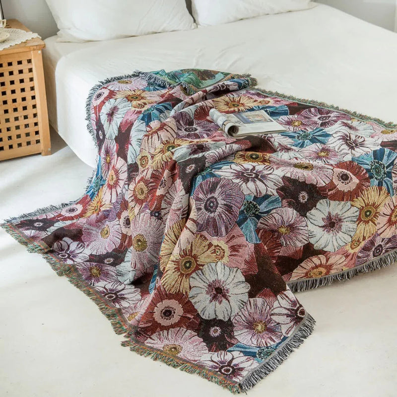 Vintage Flora Woven Tasseled Blanket