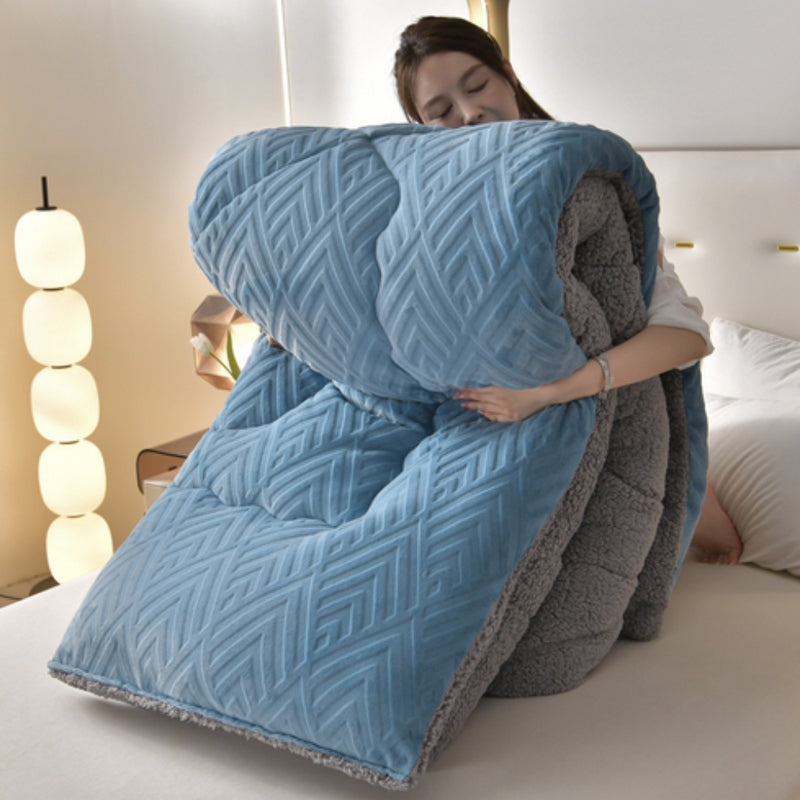 Dual-Sided Soft Quilted Blanket