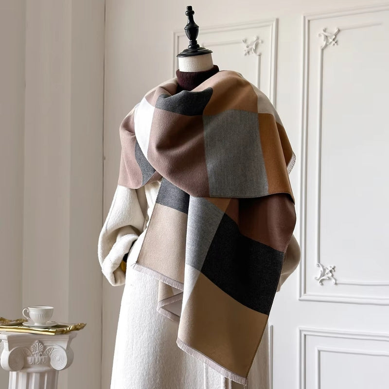 Luxury Geometric Pattern Knitted Shawl